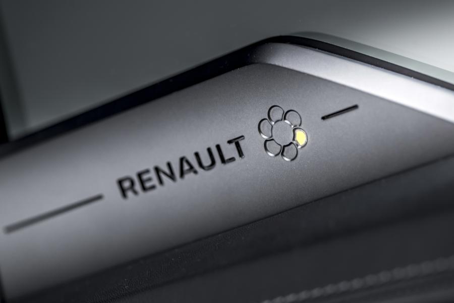 Логотип Renault Morphoz Concept 2020 года  (фото 157 из 192)